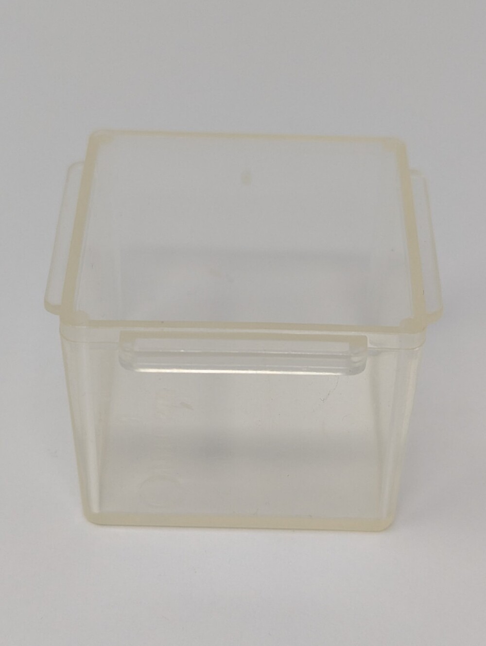 Barbie Loving Family Grandma's Kitchen Dollhouse Refrigerator Drawer Replacement